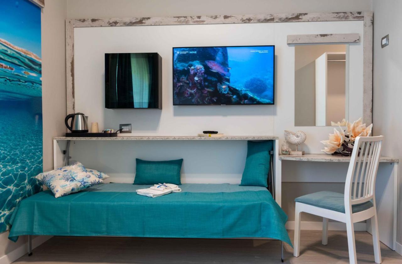 Hotel Acquamarina Portoferraio Bagian luar foto